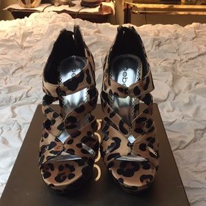 Bebe New leopard heels shoe in 5”